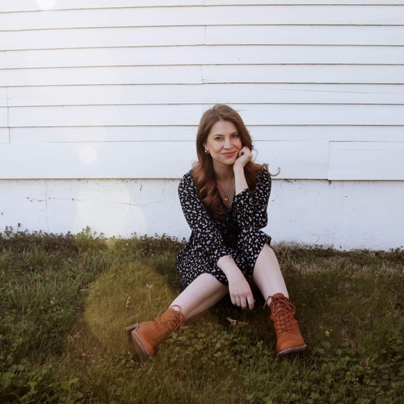 Meet your Posher! - Picture 8 of 9